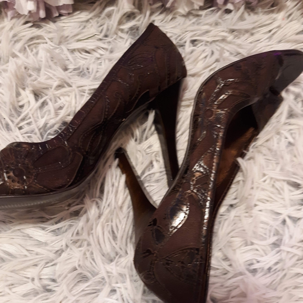 Heels open toed
